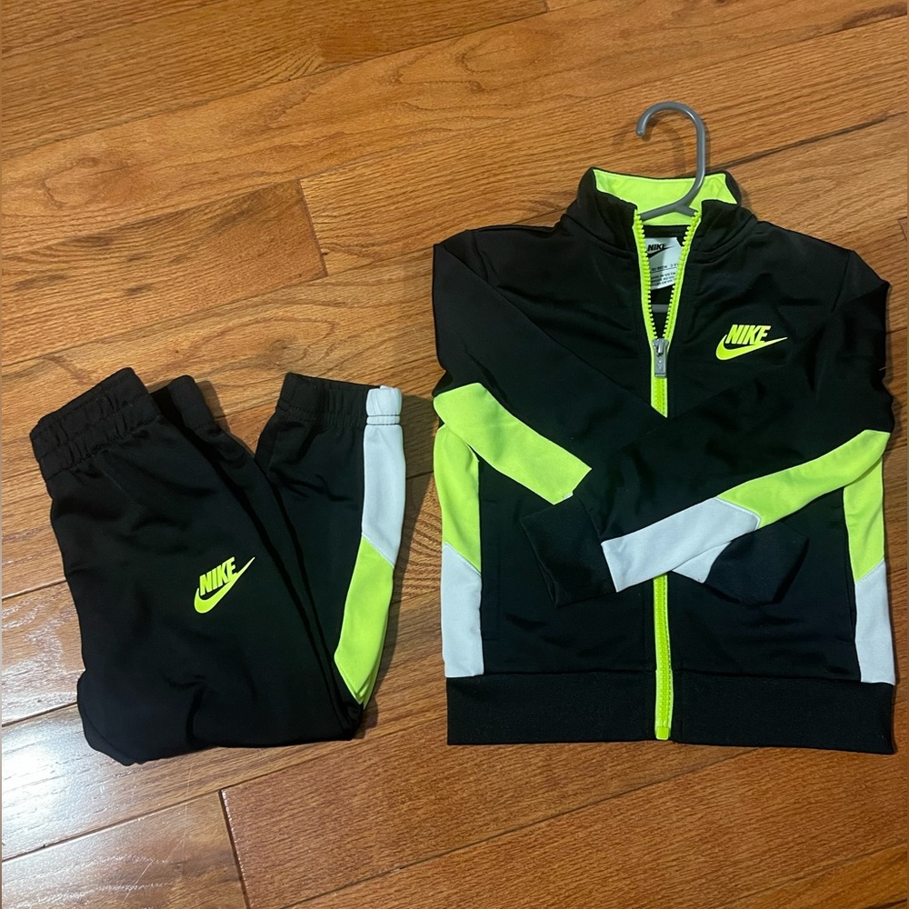 Nike Toddler Tracksuit. Lime Green/Black- Size 3T.